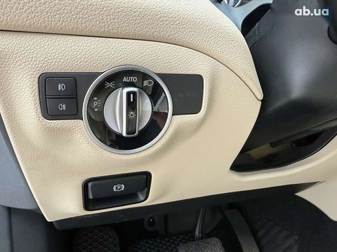 Mercedes-Benz GLA-Класс 2016 - фото 17