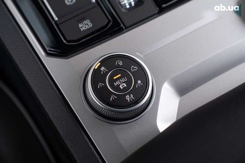 Volkswagen Touareg 2023 - фото 25