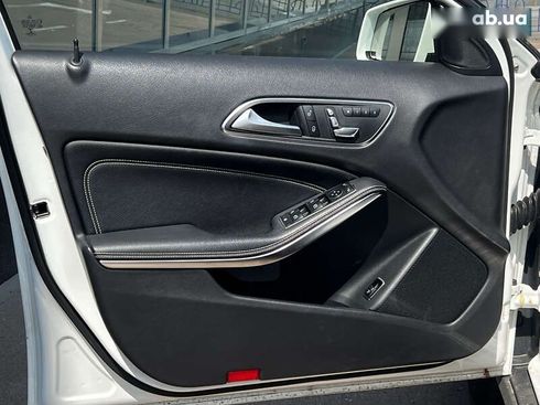Mercedes-Benz GLA-Класс 2018 - фото 23