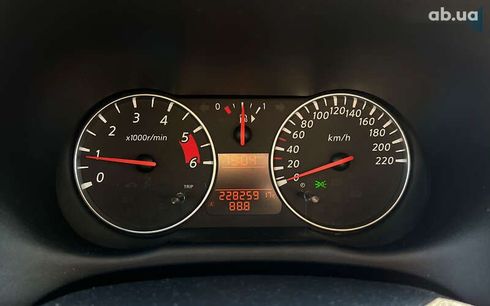 Nissan Note 2010 - фото 15