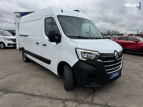 Renault Master 2021 - фото 26