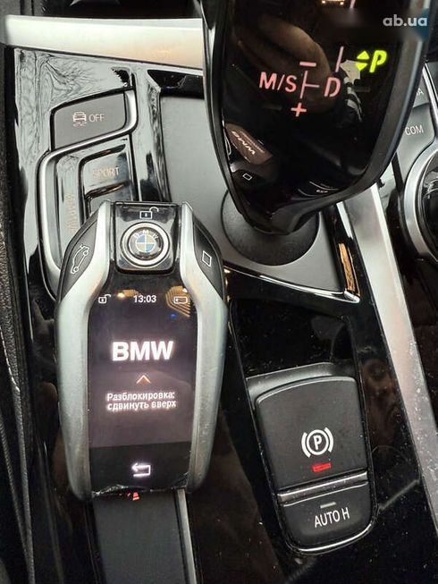 BMW 5 серия 2017 - фото 27