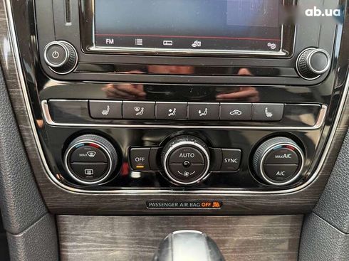 Volkswagen Passat 2016 - фото 30