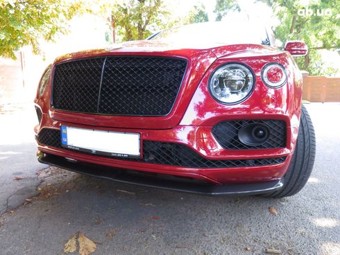 Bentley Bentayga Speed 2019 красный - фото 5