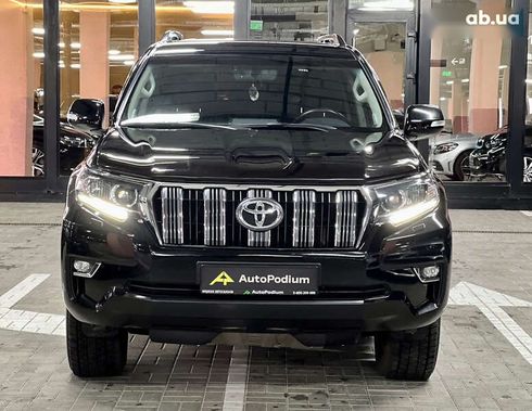 Toyota Land Cruiser Prado 2019 - фото 3