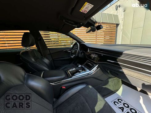 Audi Q8 2018 - фото 16