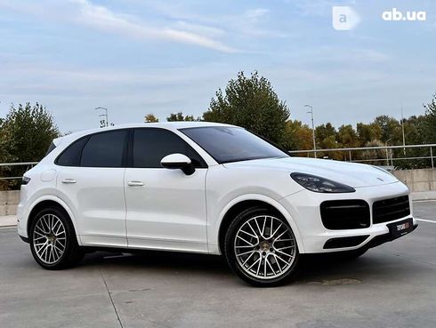 Porsche Cayenne 2018 - фото 14