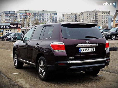 Toyota Highlander 2013 - фото 4