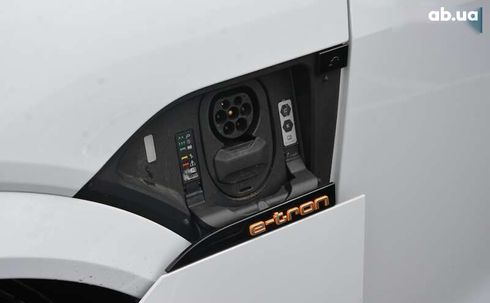 Audi Q4 Sportback e-tron 2021 - фото 7
