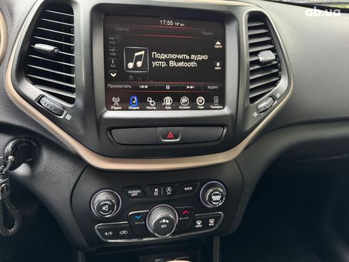 Jeep Cherokee 2017 черный - фото 14