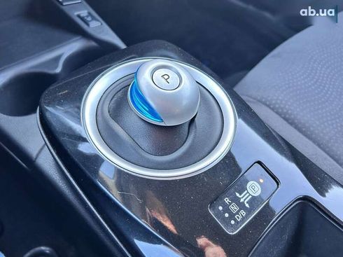 Nissan Leaf 2017 - фото 26