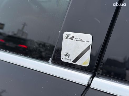 Volkswagen Touareg 2017 черный - фото 14