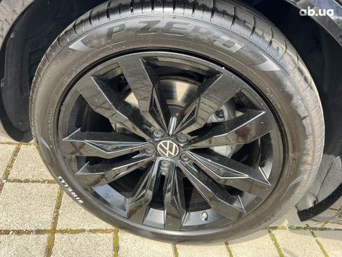 Volkswagen Touareg 2023 - фото 37