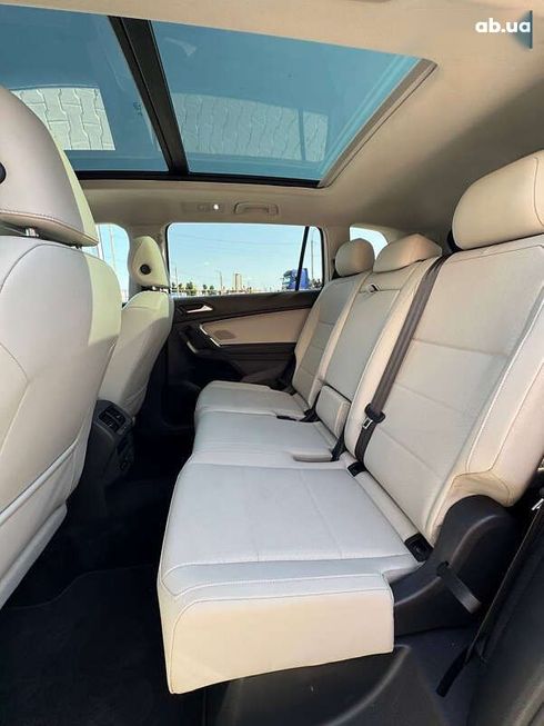 Volkswagen Tiguan 2018 - фото 11