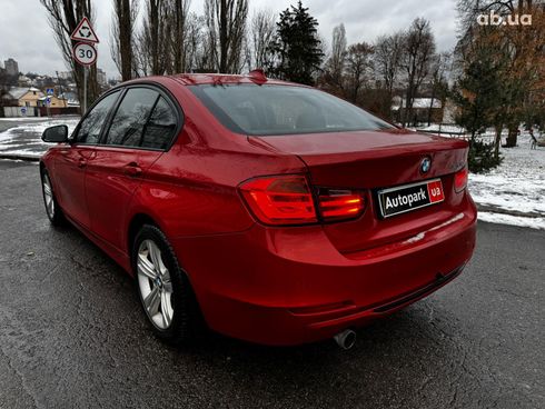 BMW 3 серия 2013 красный - фото 8