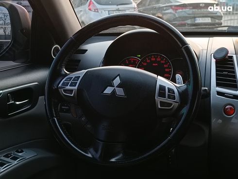Mitsubishi Pajero Sport 2013 черный - фото 15