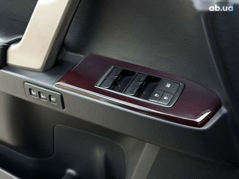 Lexus GX 2014 - фото 30