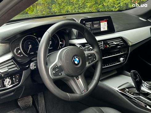 BMW 5 серия 2020 черный - фото 38