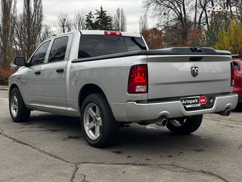 Dodge Ram 2016 серый - фото 37