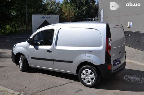 Renault Kangoo 2019 - фото 12