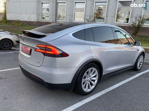 Tesla Model X 2018 - фото 4