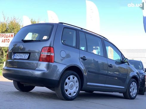 Volkswagen Touran 2003 - фото 14