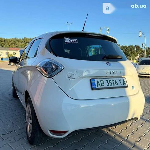 Renault Zoe 2014 - фото 7