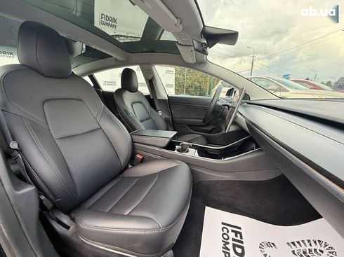 Tesla Model 3 2020 - фото 15