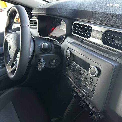 Renault Duster 2023 белый - фото 6