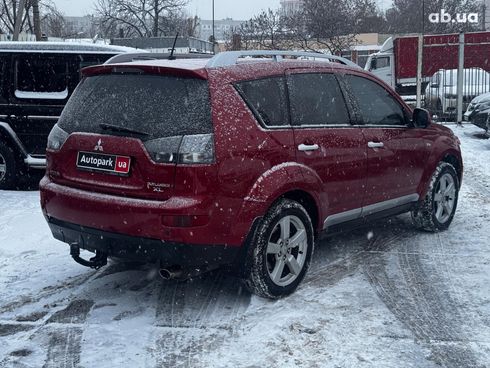 Mitsubishi Outlander 2008 красный - фото 9