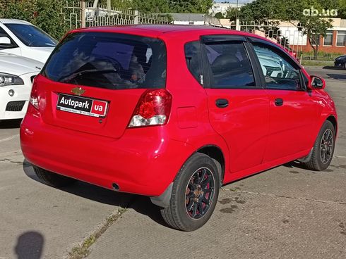 Chevrolet Aveo 2006 красный - фото 8