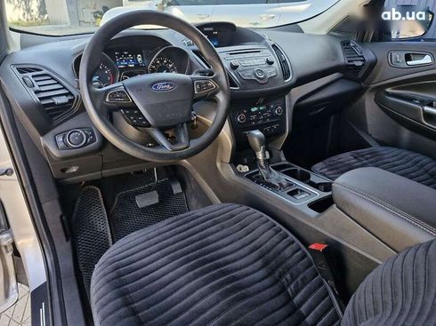 Ford Escape 2017 - фото 19
