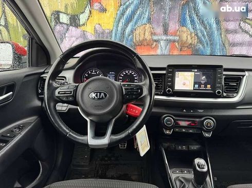 Kia Stonic 2018 - фото 14