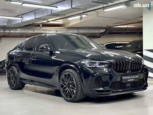 BMW X6 M 2022 - фото 14