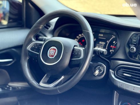 Fiat Tipo 2019 красный - фото 15
