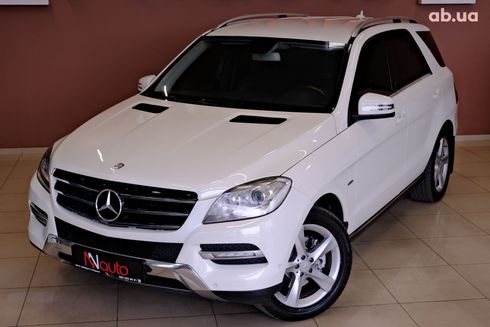 Mercedes-Benz M-Класс 2012 белый - фото 2