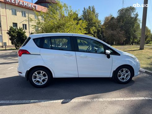 Ford B-Max 2013 белый - фото 6