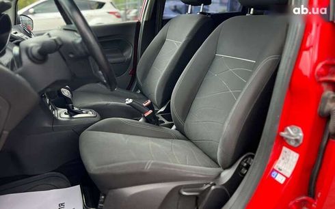 Ford Fiesta 2016 - фото 11