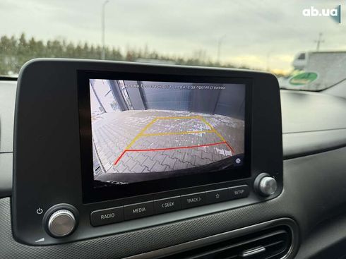 Hyundai Kona Electric 2021 - фото 12