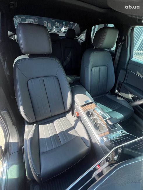 Audi A6 2022 черный - фото 11