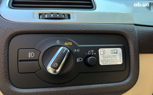 Volkswagen Touareg 2012 - фото 13