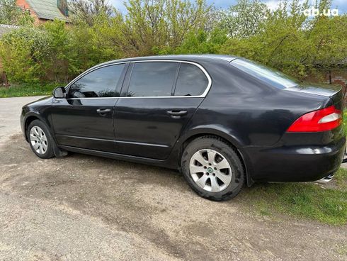 Skoda Superb 2011 черный - фото 7