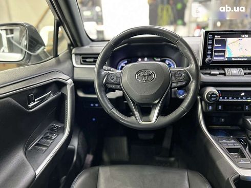 Toyota RAV4 2020 - фото 19