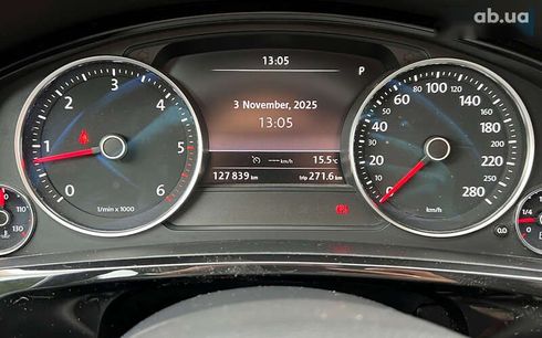 Volkswagen Touareg 2017 - фото 12