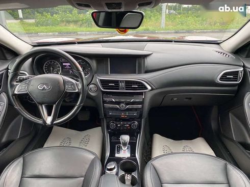 Infiniti QX30 2017 - фото 13