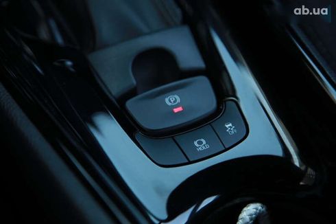 Toyota C-HR 2019 - фото 17
