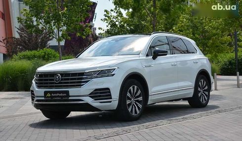 Volkswagen Touareg 2019 - фото 6