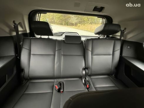 Toyota Sequoia 2023 - фото 16