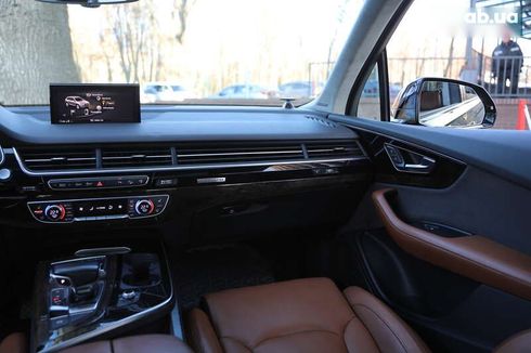 Audi Q7 2016 - фото 14