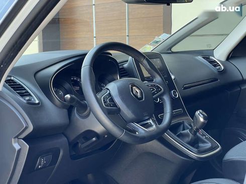 Renault Scenic 2019 - фото 25